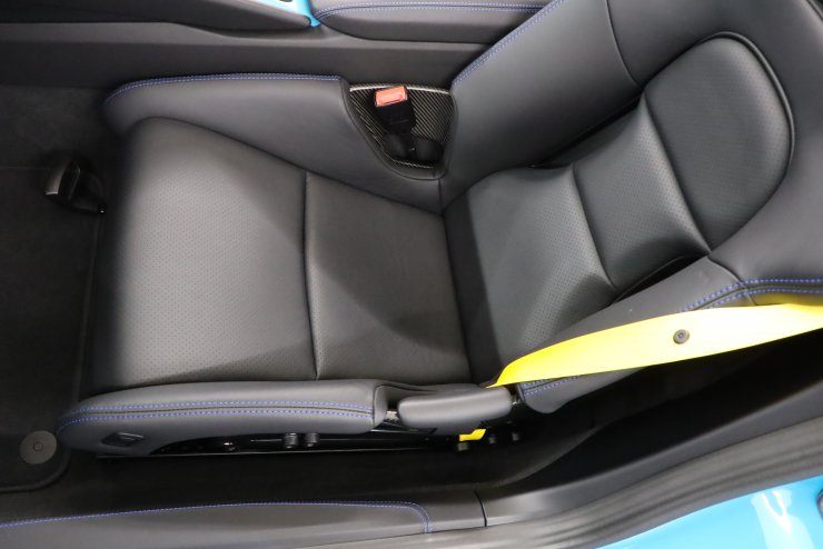 ポルシェ 911(Type991) スピードスター 6MT 世界限定1948台 正規D車 20