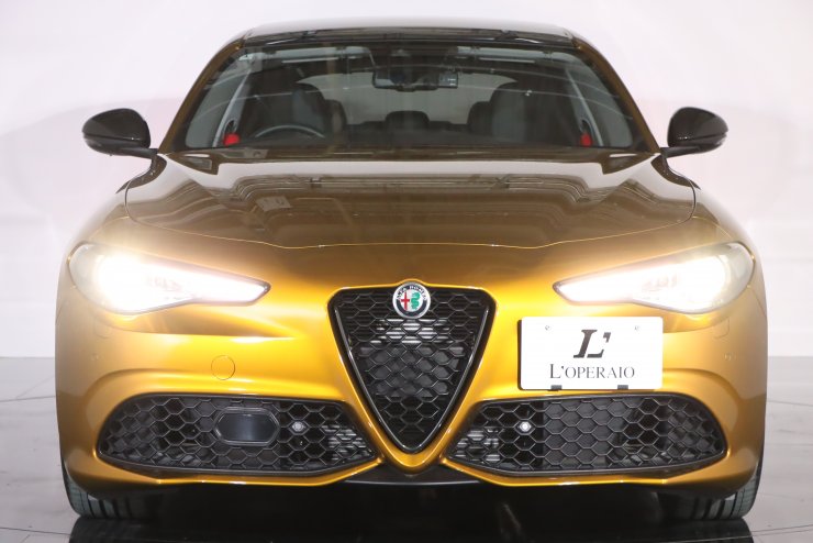 アルファロメオ ジュリア 2.0ターボ ヴェローチェ GTジュニア 99台限定