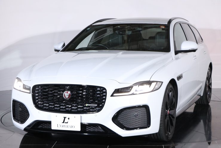 ジャガー XF スポーツブレイク R-ダイナミックブラック P250 後期