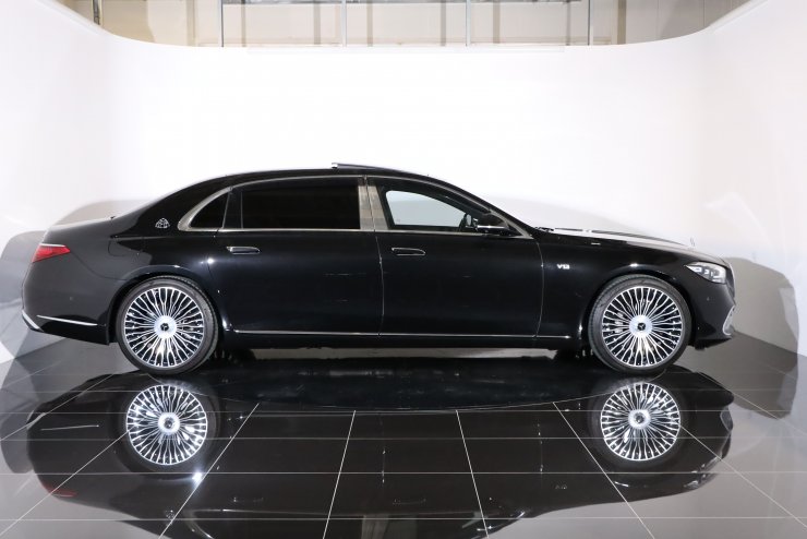 メルセデスベンツ マイバッハ S680 4マチック 1オーナー ファースト