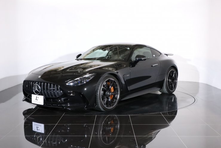 AMG GT 63 4MATIC coupe 1オーナー AMGカーボンパッケージ AMGカーボン