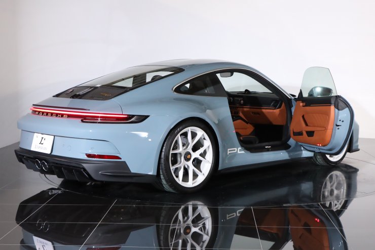 ポルシェ 911(Type992) S/T 6MT 左ハンドル 世界限定1963台 走行150km