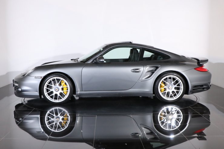 ポルシェ 911(Type997) ターボS PDK 左ハンドル 後期モデル 1オーナー