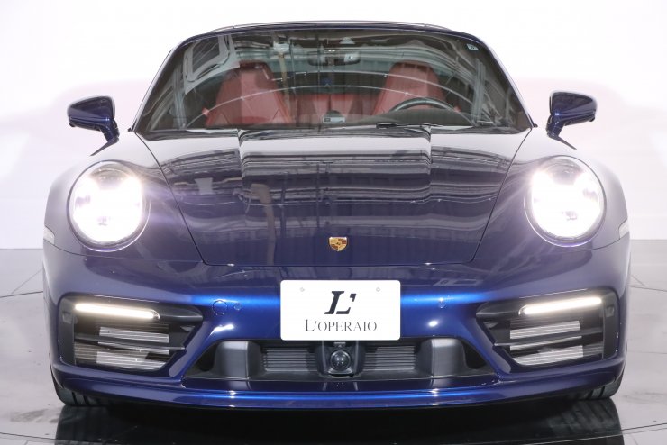 ポルシェ 911(Type992) タルガ4 PDK 左ハンドル OPカラー：ゲンチアン