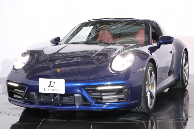 ポルシェ 911(Type992) タルガ4 PDK 左ハンドル OPカラー：ゲンチアン