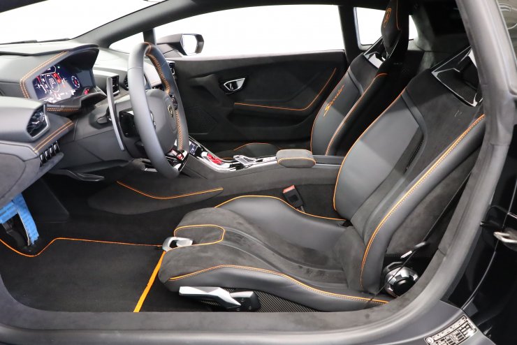 ランボルギーニ ウラカン ステラート 1オーナー 世界限定1499台 OP合計