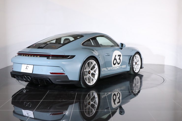 【63】一般車 シティー車 mugello ブルーグレー 27インチ ポルシェ 911(Type992) S/T 6MT 左ハンドル 世界限定1963台 走行150km