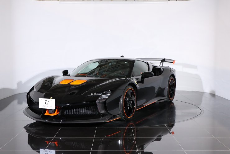フェラーリ SF90 XX ストラダーレ 限定799台 正規ディーラー車 走行100