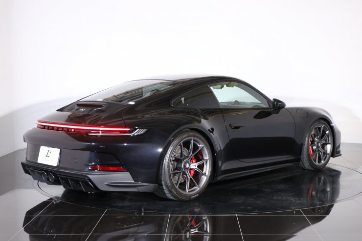 ポルシェ 911(Type992) GT3 ツーリングPKG 1オーナー 6MT 左ハンドル