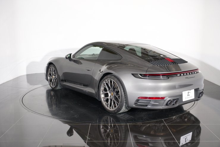 ポルシェ 911(Type992) カレラ4 PDK アゲートグレーメタリック
