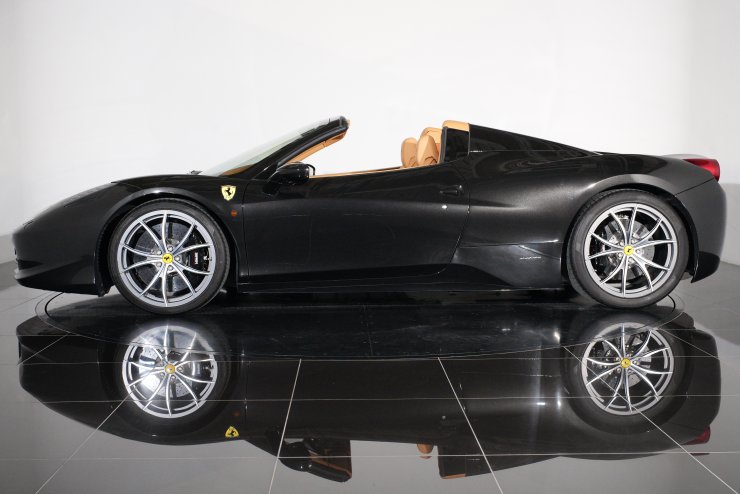 Ferrari 458 Spider オーナー限定 ボストン純正 レザー 非売品 Ferrari