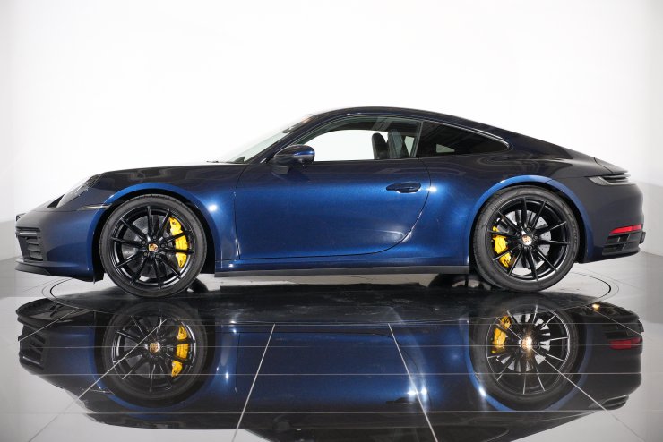 ポルシェ 911(Type992) カレラS PDK PCCB スポーツクロノPKG