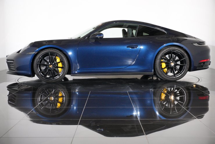 ポルシェ 911(Type992) カレラS PDK PCCB スポーツクロノPKG