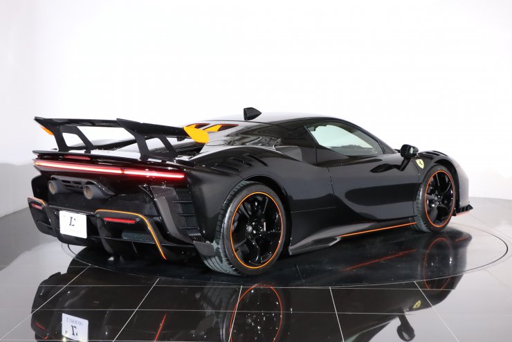 フェラーリ SF90 XX ストラダーレ 限定799台 正規ディーラー車 走行100
