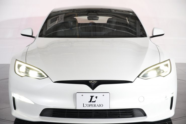 テスラ モデルS Plaid 左ハンドル ヨークステアリング 専用