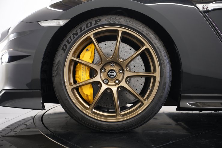 日産 GT-R プレミアムエディション Tスペック MY24 有償カラー 専用