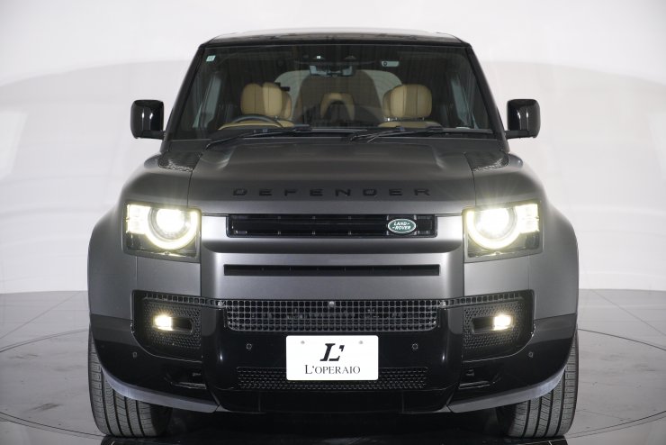 ランドローバー ディフェンダー 110 V8 P525 サテンプロテクション
