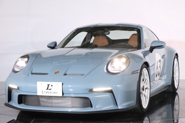 ポルシェ 911(Type992) S/T 6MT 左ハンドル 世界限定1963台 走行200km
