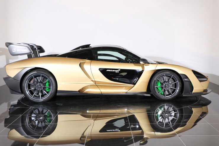 マクラーレン セナ 世界限定500台 正規ディーラー車 オプション総額約