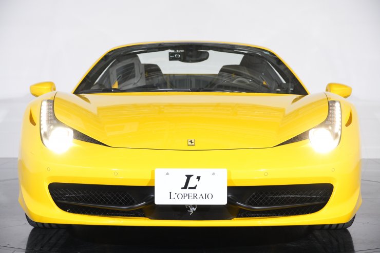 フェラーリ 458 スパイダー F1 DCT カーボンLEDステアリング カーボン