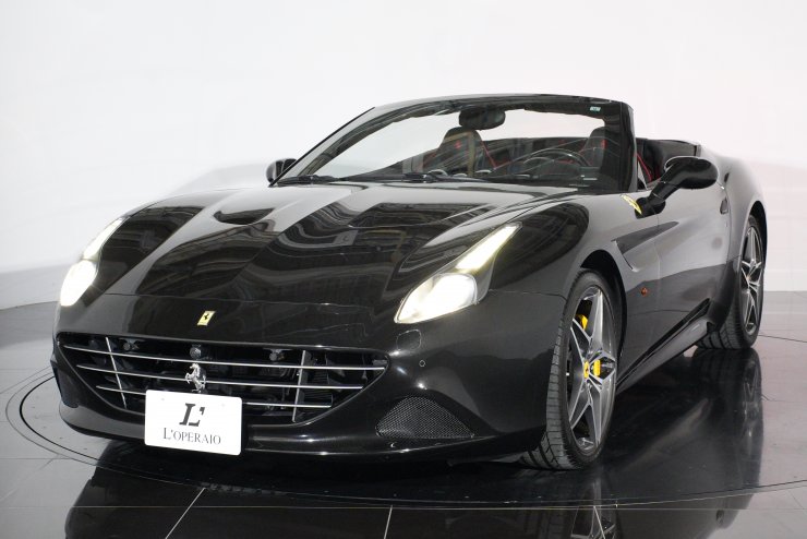 フェラーリ カリフォルニア T F1 DCT 正規ディーラー車 左ハンドル