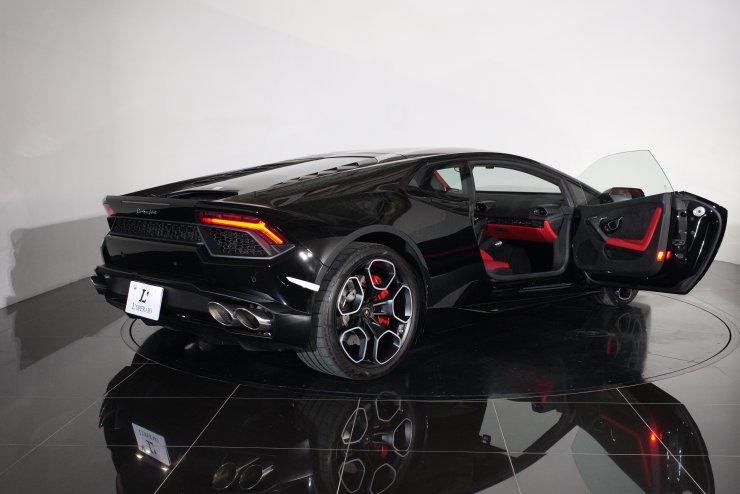 ランボルギーニ ウラカン LP580-2 左ハンドル 純正20インチGianoAW