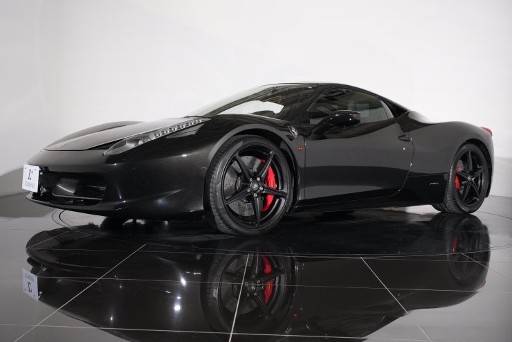 フェラーリ 458 イタリア F1 DCT 正規ディーラー車 カーボン装備多数