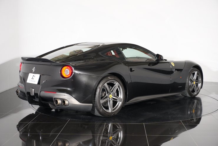 フェラーリ F12 ベルリネッタ フロントリフト LEDステアリング