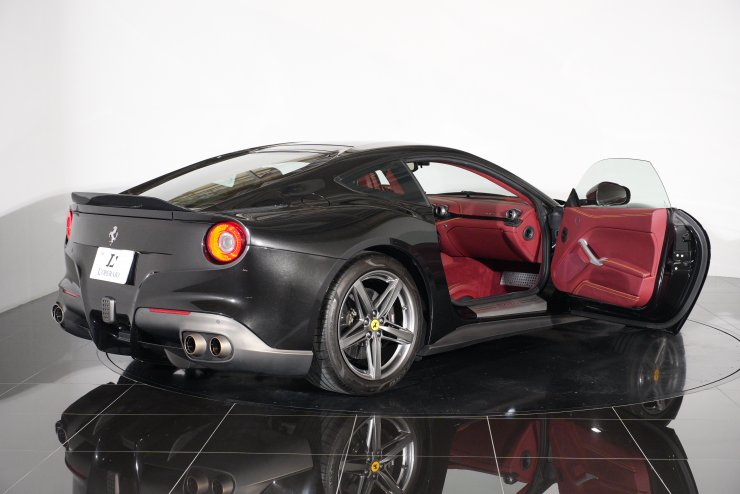 フェラーリ F12 ベルリネッタ フロントリフト LEDステアリング