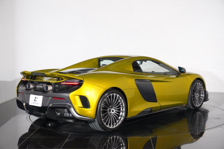 マクラーレン 675LT スパイダー 左ハンドル 限定500台 OPカラー