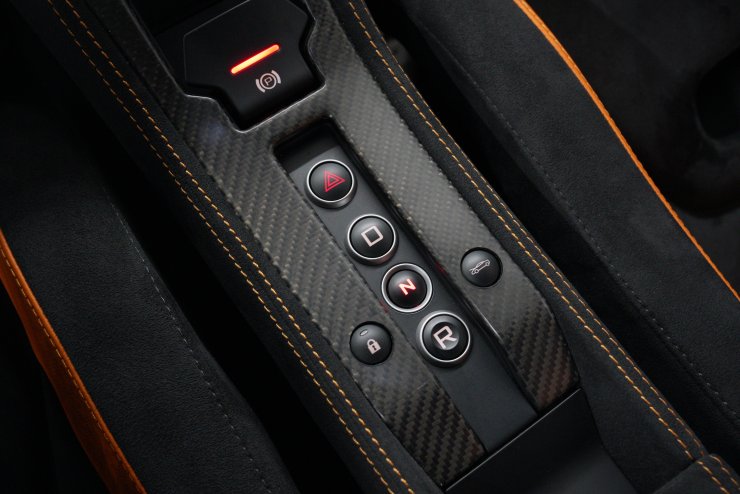 マクラーレン 675LT 世界限定500台【自社検品5A評価】フロント