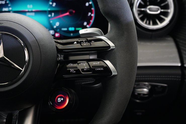 AMG GT 53 4マチック+ AMGダイナミック+PKG 純正21インチ鍛造ホイール