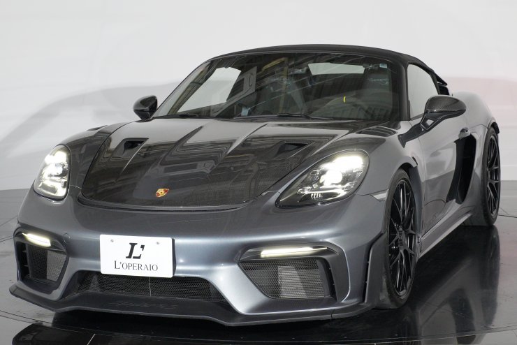 ポルシェ 718 スパイダー RS PDK オプション総額約733万円