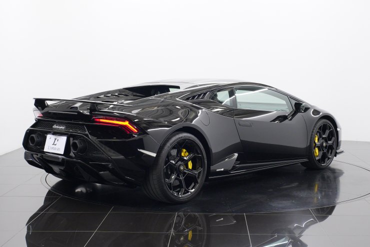 ランボルギーニ ウラカン テクニカ 走行400km 1オーナー車【自社検査5