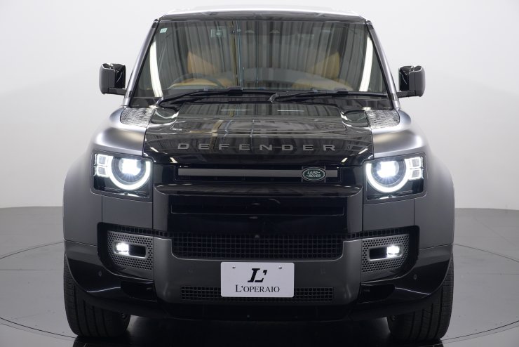 ランドローバー ディフェンダー 110 V8 カルパチアンエディション 1