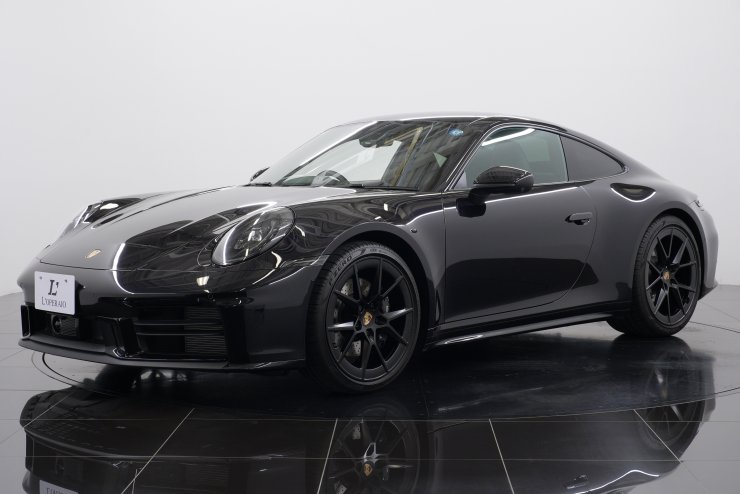ポルシェ 911(Type992) カレラ PDK 992.2現行型 走行3,400km スポーツ