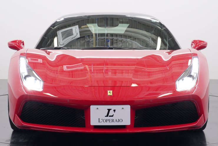 フェラーリ 488 GTB F1 DCT 正規ディーラー車 オプション総額約418万円