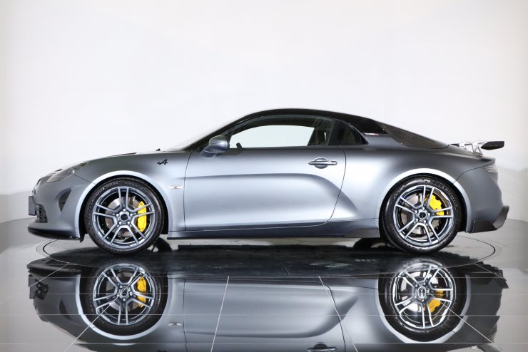 アルピーヌ A110 R チュリニ 左ハンドル 1オーナー車 有償マットカラー