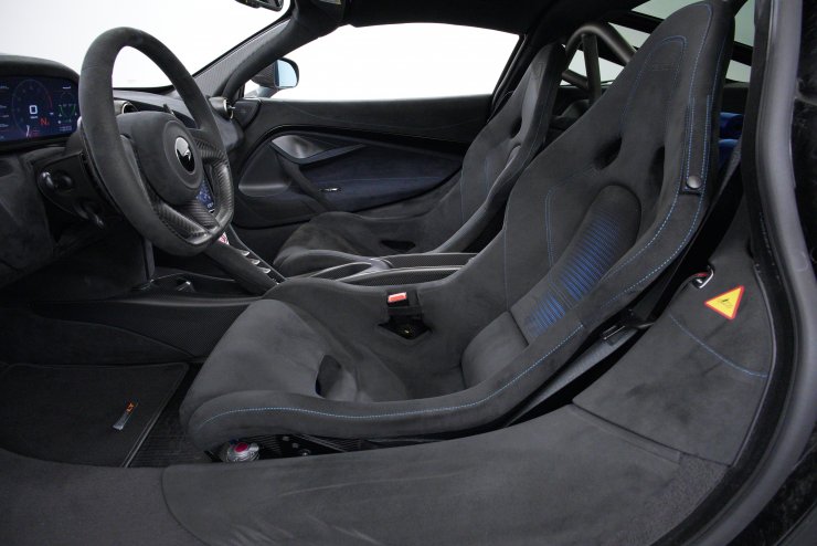 マクラーレン 765LT 左ハンドル エリートペイント：シケイン