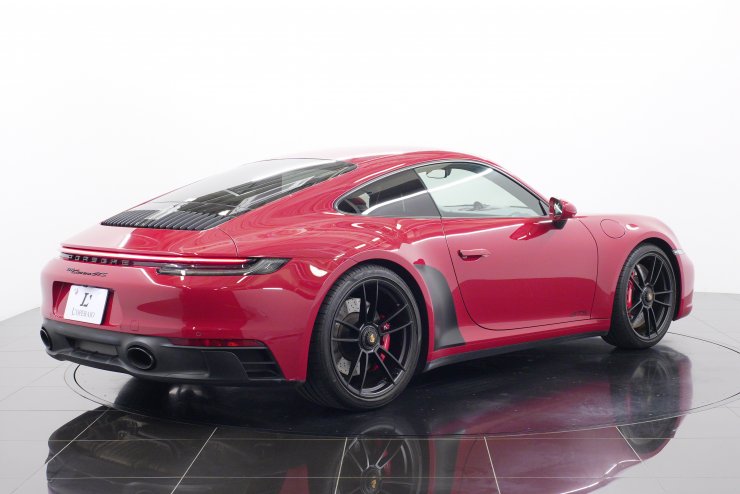 ポルシェ 911(Type992) カレラGTS 7MT 左ハンドル OPカラー