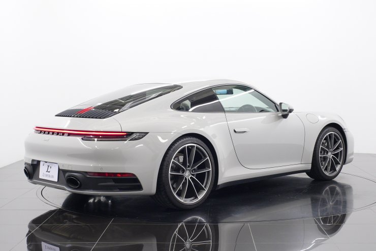 ポルシェ 911(Type992) カレラ PDK 【オプション合計約360万円