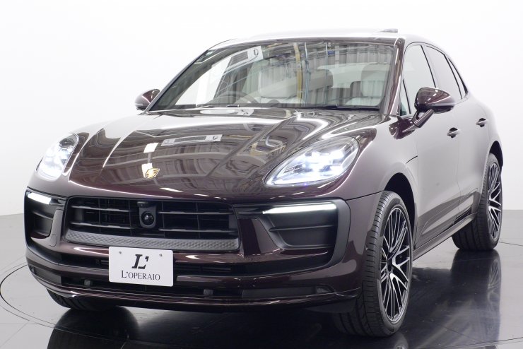 ポルシェ マカン PDK 最終モデル 走行150km 新車コンディション ワン