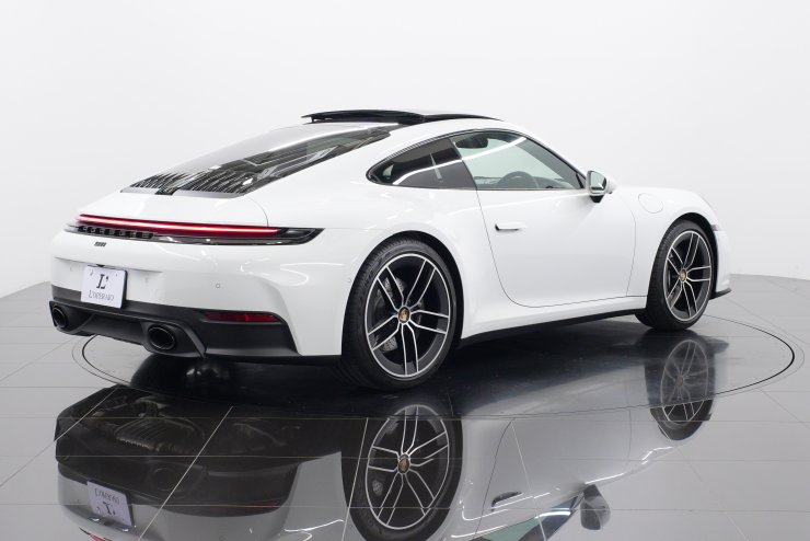 ポルシェ 911(Type992) カレラ PDK 現行モデル 1オーナー スポーツ