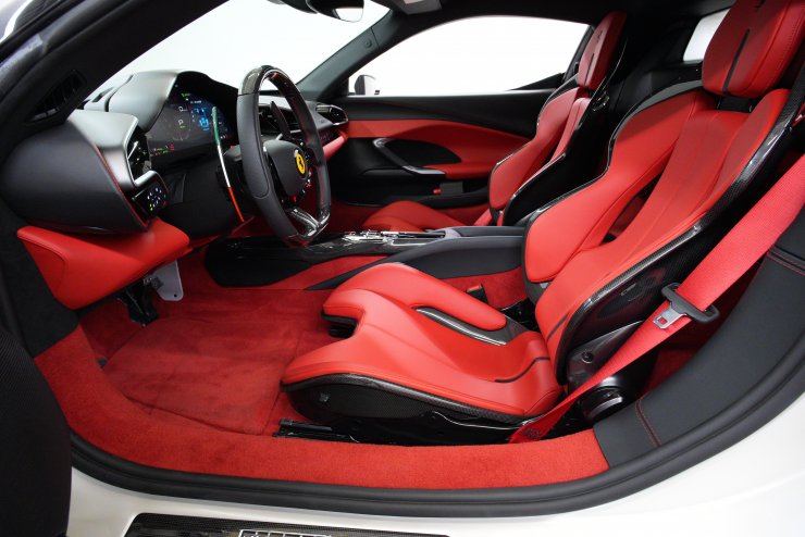 フェラーリ 296 GTB F1 DCT オプション総額1500万円 スペシャルカラー