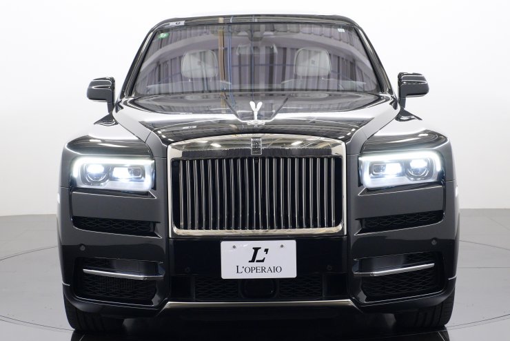 ロールスロイス　レザーコースター ロールスロイス カリナン 左ハンドル 白×黒レザーシート パノラマ