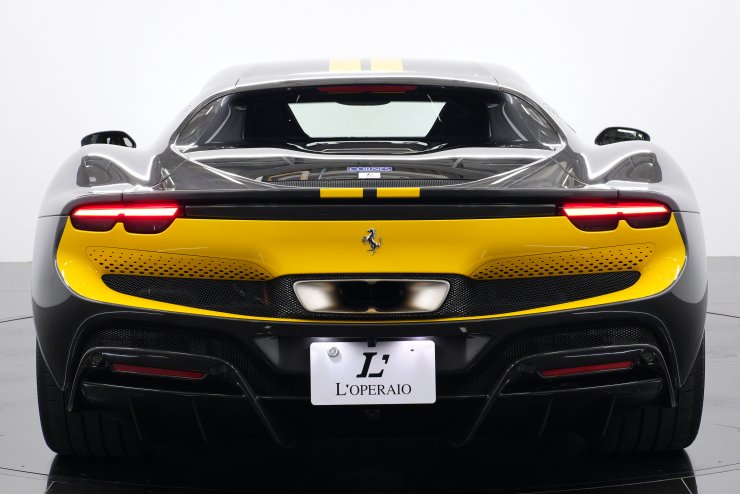 フェラーリ 296 GTB アセットフィオラノ F1 DCT 1オーナー車 正規