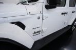 ジープ