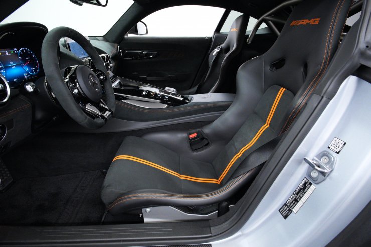 AMG ステアリングホイール 3スポーク ブラック本物です AMG GT ブラックシリーズ 国内53台限定 トラックパッケージ