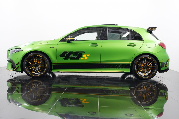 AMG Aクラス A45S 4MATIC+ Final Edition 300台限定車 オプション