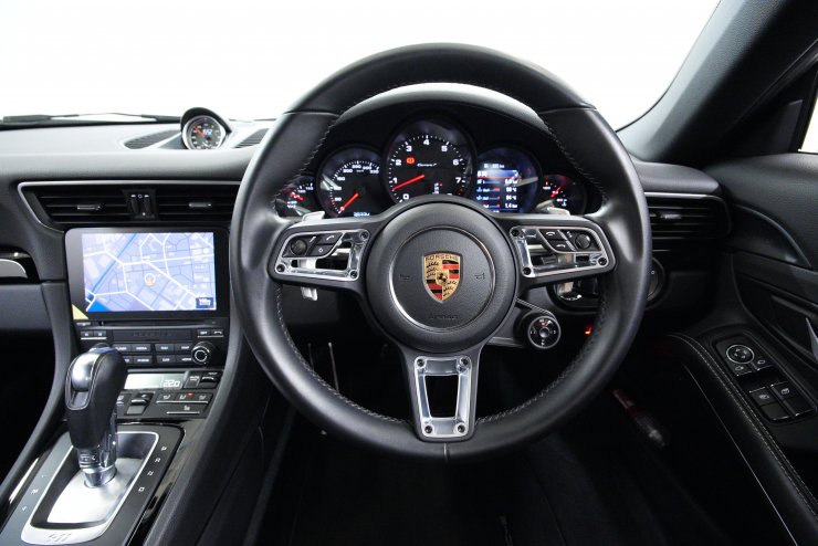 ポルシェ 911(Type991) 991.2カレラT PDK 1オーナー カレラTインテリア
